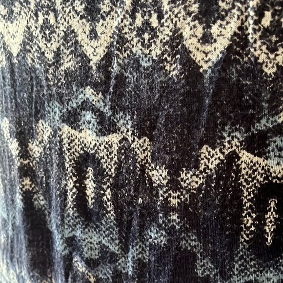 NWOT rxb printed extra soft long sleeve - Picture 3 of 8